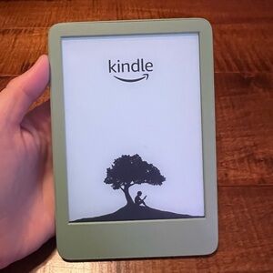 16GB Kindle- Matcha
